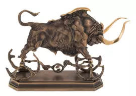 Авторская скульптура из бронзы "Золотой телец"