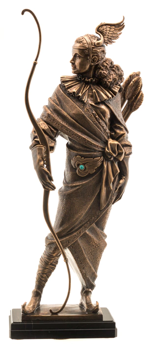 The author's bronze sculpture "Fortune"