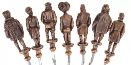 Набор авторских шампуров из бронзы "Золотые кадры" на 7 персон