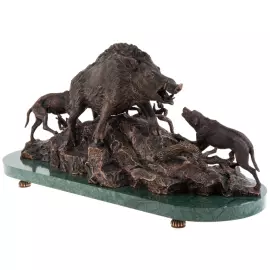 Авторская скульптура из бронзы "Охота на кабана"