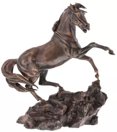 Авторская скульптура из бронзы "Конь на скале"