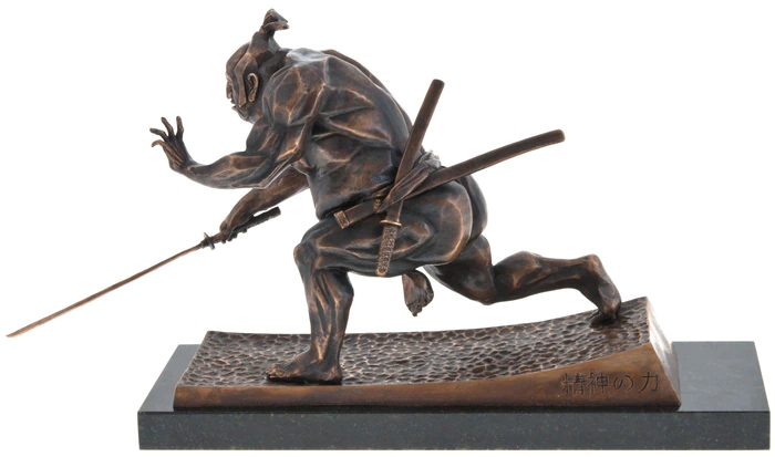 The author's bronze sculpture "Fighters with swords"