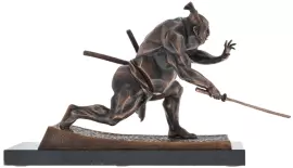 Авторская скульптура из бронзы "Борцы с мечами"