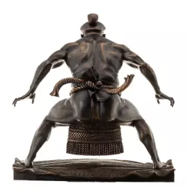 The author's bronze sculpture "The Winner"