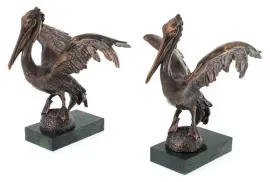 Авторский упор для книг из бронзы "Пеликаны"