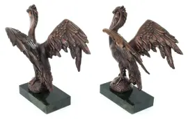 Авторский упор для книг из бронзы "Пеликаны"