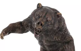 Авторская скульптура из бронзы "Медведь-шатун"