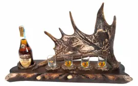Набор для коньяка "Кабан и волки" (рог лося) Набор для коньяка "Кабан и волки" (рог лося)