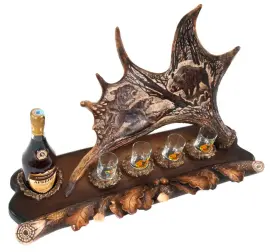 Набор для коньяка "Кабан и волки" (рог лося) Набор для коньяка "Кабан и волки" (рог лося)