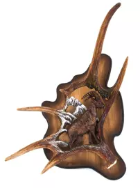 Панно "Дагестанский тур" (рог лося)