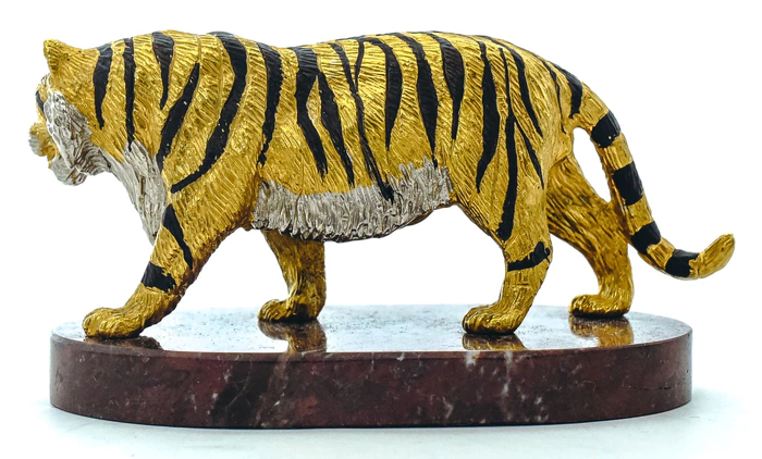 Tiger on a small stand (jasper)