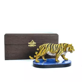 Тигр на подставке малый (долерит)