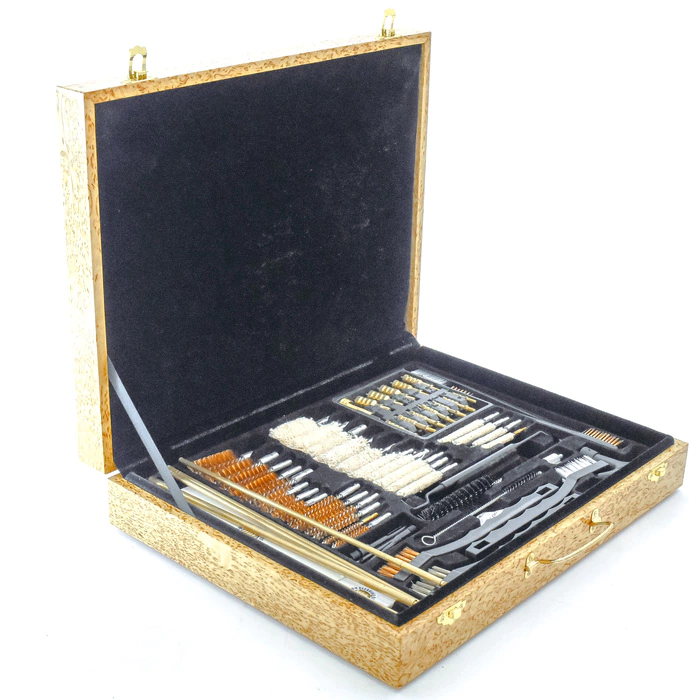 Weapon cleaning kit "Tiger and Bear Fight" (Karelian birch)