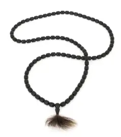 Четки из черного нефрита в шкатулке из мореного дуба (90 бусин) Четки из черного нефрита в шкатулке из мореного дуба (90 бусин)