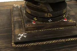 The ship made of stained oak "Kapitanessa"