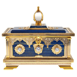 Lapis lazuli casket with rock crystal, Zlatoust