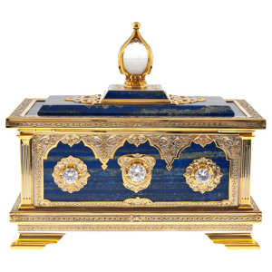 Lapis lazuli casket with rock crystal, Zlatoust