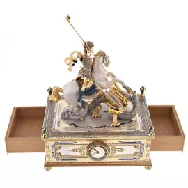 Часы "Победоносец" с тайными ящиками, Златоуст