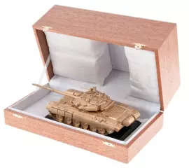 Статуэтка "Танк Т-90"