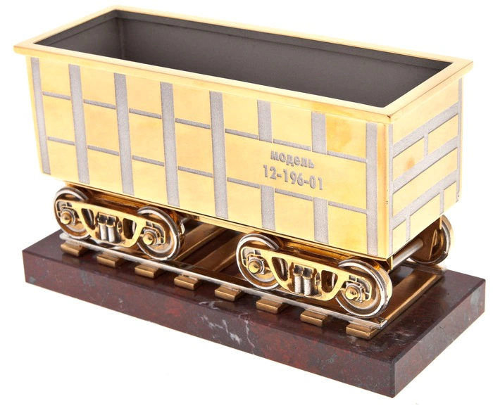 Statuette "Railway carriage" Zlatoust