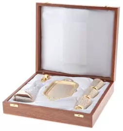 Набор для водки "Украшенный" Златоуст на 3 персоны