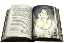 Книга в кожаном переплете «Мастер и Маргарита. Михаил Булгаков»