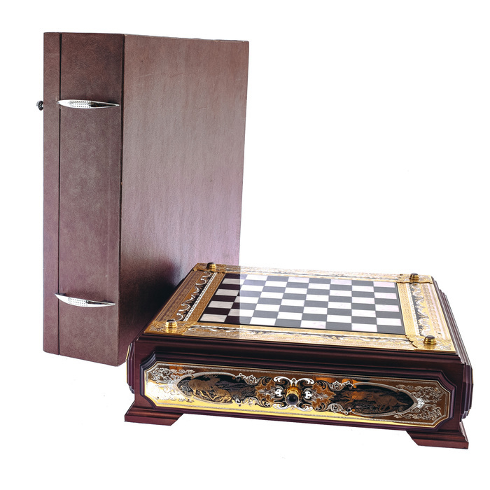 Chess made of kaholong and malachite "Royal"