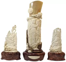 Композиция из бивня мамонта "Ангелы и птица счастья"