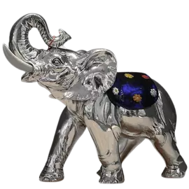 Скульптура "Слон"