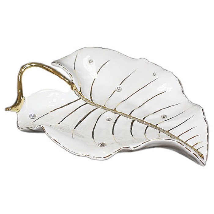 A dish in the shape of a leaf