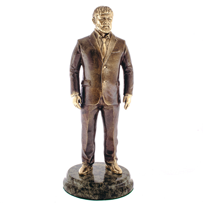 Bronze statuette "Ramzan Kadyrov" (serpentine)