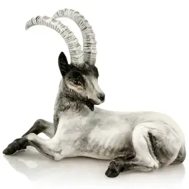 Статуэтка "Коза" Статуэтка "Коза"