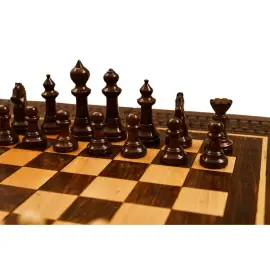 Шахматы из ценных пород дерева "Багрдатидская Армения" резные Шахматы из ценных пород дерева "Багрдатидская Армения" резные