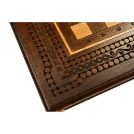 Шахматы из ценных пород дерева "Багрдатидская Армения" резные Шахматы из ценных пород дерева "Багрдатидская Армения" резные