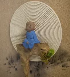 Панно "Дзен медитация" (монах в голубом на белом фоне)