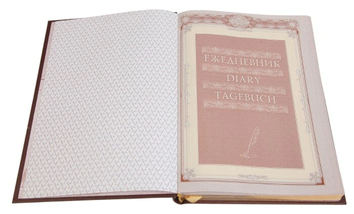 The daily planner "Builder-1" in A5 format (red)