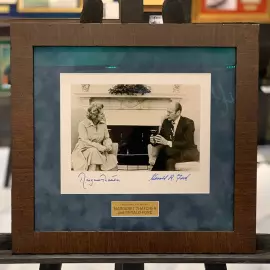 Фотография с автографами Маргарет Тэтчер и Джеральдом Фордом