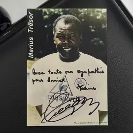 Фото с рукописным обращением и автографом. Мариус Трезор