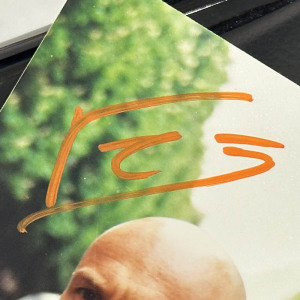 An autographed photo. Frank Leboeuf