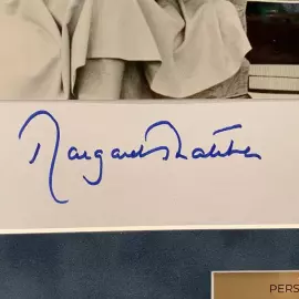 Фотография с автографами Маргарет Тэтчер и Джеральдом Фордом