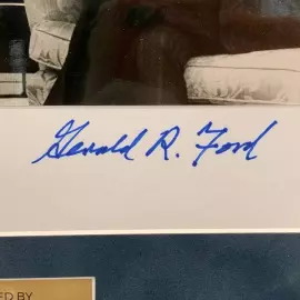 Фотография с автографами Маргарет Тэтчер и Джеральдом Фордом