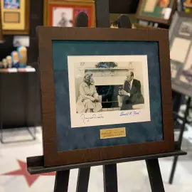 Фотография с автографами Маргарет Тэтчер и Джеральдом Фордом