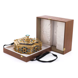Lazurite casket with topaz, cubic zirconia and enamel, Zlatoust