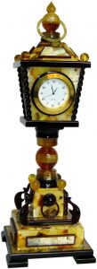 Amber table clock "London"