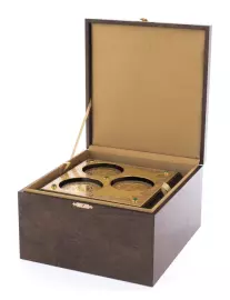 Набор для виски со штофом и 2 стаканами на квадратной подставке, Златоуст