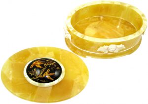 Amber jewelry box with intaglio