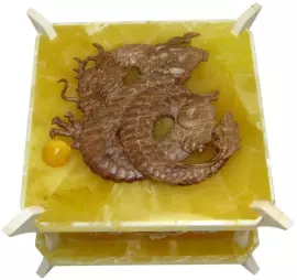 Шкатулка из янтаря "Дракон"