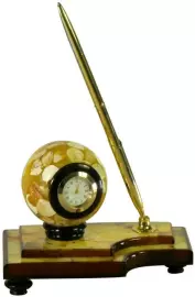 Amber table clock with "Ball" handle