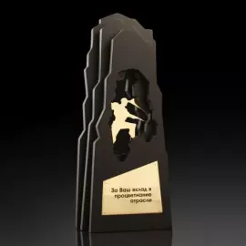 Бизнес-сувенир "Золотой человек"