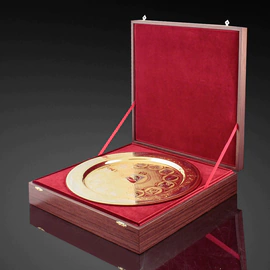 Corporate gift container (350 mm)